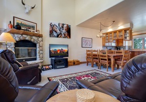 X2685 | Valley and Mtn Views | Nice Furnishings | Hot Tub | Pool