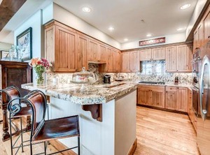 Bear Paw Lodge | Avon