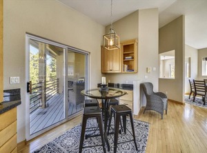 Larson Lane | The Reserve