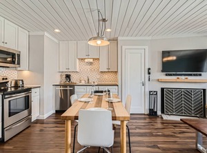 Alpine | Historic District
