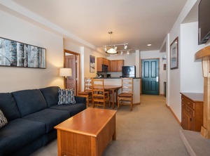Cozy Zephyr Mountain Lodge Of Arapahoe National Forest | Winter Park