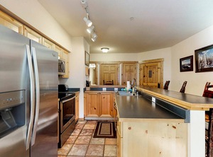 Tenderfoot Lodge | Mountain House