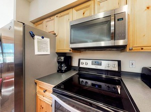 Tenderfoot Lodge | Mountain House