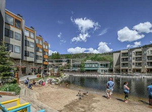 Edgewater | Lakeside Village