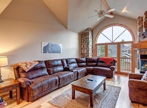 Elk Ridge | Four O'Clock
