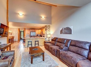 Elk Ridge | Four O'Clock