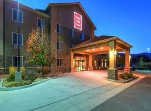 Grand Vista Hotel Parachute | Parachute