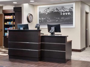 Hampton Inn Loveland | Centerra