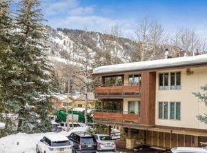Nell | Aspen