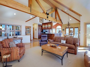 Cutty Sark Court Mountain | Hamilton Creek