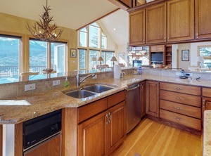Cutty Sark Court Mountain | Hamilton Creek