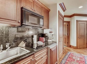 Mccoy Peak Lodge | Highlands Townhomes