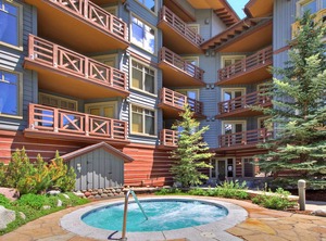 Tucker Mtn Lodge | Copper Mountain Village