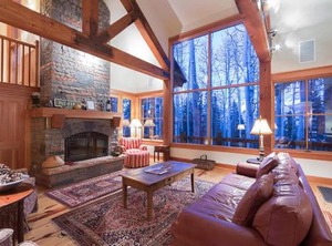 Palmyra | Mountain Village