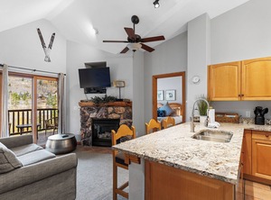 River Townhome | Mountain House