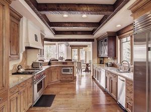 Lion Square Lodge South Vail | Gore Creek Place