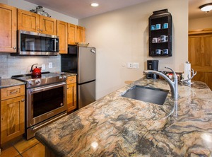 Tucker Mountain Lodge | Copper Mountain Village
