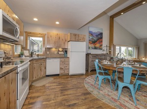 Mountainside | Silvercreek