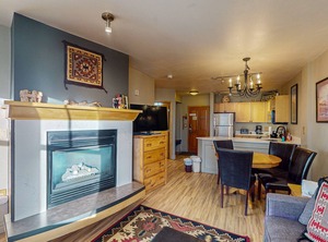 Silvermill Lodge | River Run
