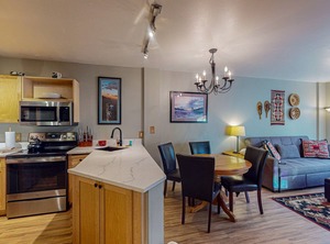 Silvermill Lodge | River Run