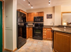 Zephyr Mountain Lodge Furnishings | Winter Park