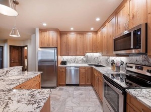 Spectacular Zephyr Mountain Lodge Village | Winter Park