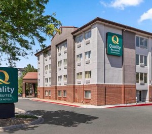 Quality Inn Suites Denver International Airport 