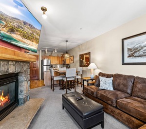 Dakota Lodge 