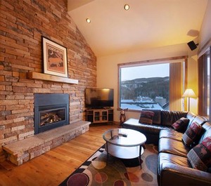 Zephyr Mountain Lodge Park 