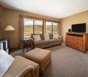 Zephyr Mountain Lodge Park 