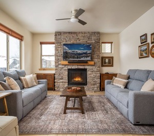 Trailhead Lodge 