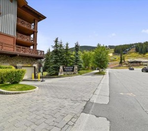 Tucker Mountain Lodge 
