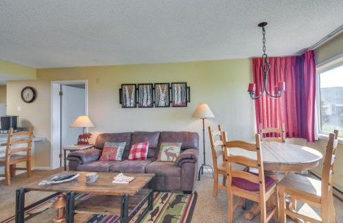 Granby Apartment | 1 Mi to Granby Ranch Cozy Condo with Fireplace