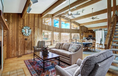 Breckenridge House | 1 Mile To Lifts, Hot Tub, Great Views, Peaceful Setting, Discount Rates