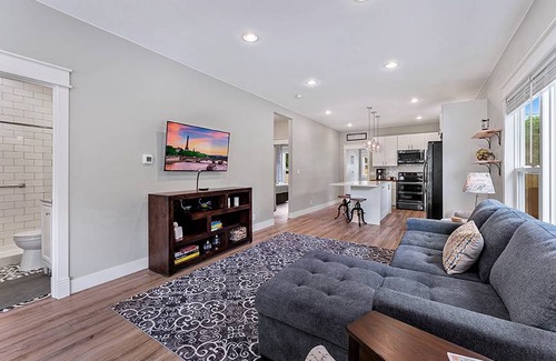 Loveland House | 100 m² House ∙ 3 bedrooms ∙ 8 guests