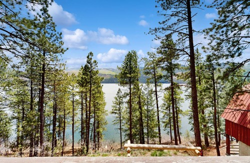 Bayfield Cabin | 101 m² Cabin ∙ 2 bedrooms ∙ 6 guests