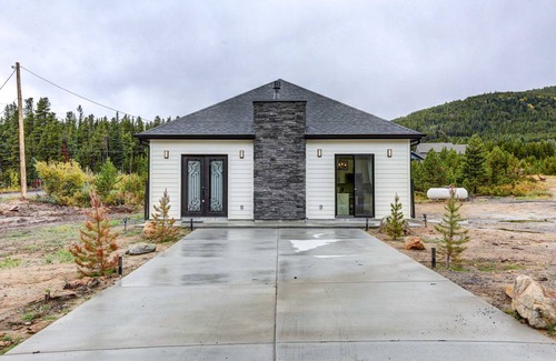 Saint Mary's Cottage | 101 m² Cabin ∙ 2 bedrooms ∙ 4 guests