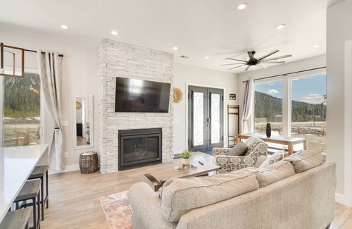 Saint Mary's Cottage | 101 m² Cabin ∙ 2 bedrooms ∙ 4 guests