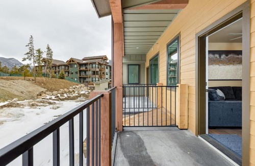 Lakeside Village Apartment | 103 Clearwater Lofts condo