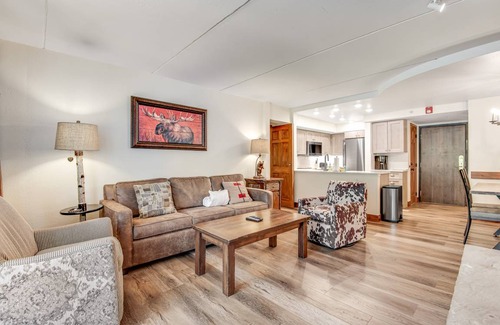 Copper Mountain Village Condo | 108 m² Condo ∙ 2 bedrooms ∙ 8 guests