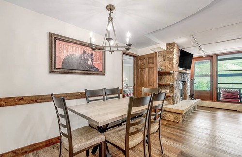 Copper Mountain Village Condo | 108 m² Condo ∙ 2 bedrooms ∙ 8 guests