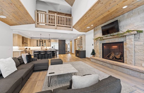 Warrior's Mark Cottage | 11 Riverwood Drive