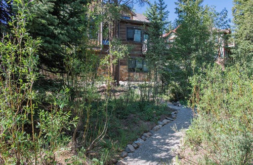 Warrior's Mark Cottage | 11 Riverwood Drive