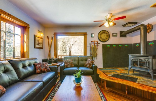 Carbondale House | 111 m² House ∙ 4 bedrooms ∙ 8 guests