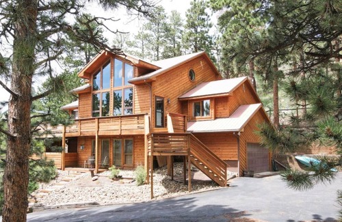 Woodland Park Cabin | 120 m² Cabin ∙ 3 bedrooms ∙ 6 guests