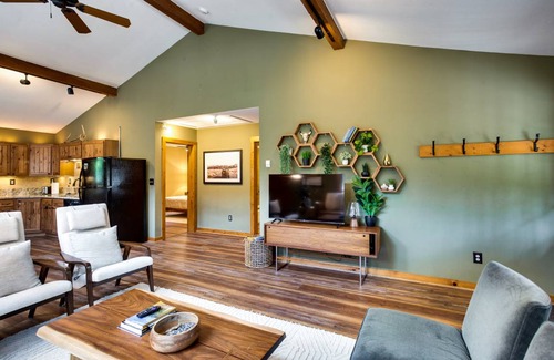 Almont House | 120 m² House ∙ 2 bedrooms ∙ 8 guests