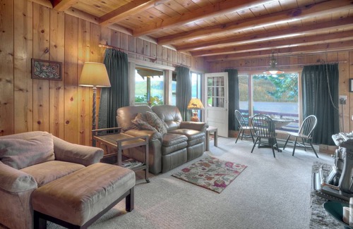 Bayfield Cabin | 121 m² Cabin ∙ 3 bedrooms ∙ 6 guests