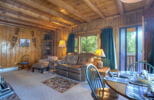 Bayfield Cabin | 121 m² Cabin ∙ 3 bedrooms ∙ 6 guests