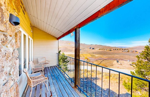 Silvercreek Condo | 121 m² Condo ∙ 2 bedrooms ∙ 6 guests