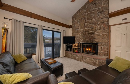Fraser Condo | 121 m² Condo ∙ 3 bedrooms ∙ 8 guests